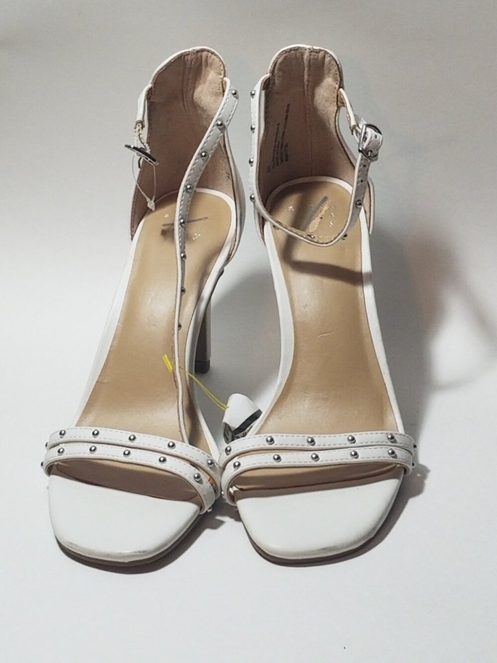 white stiletto sandals NWT Sz: 6.5